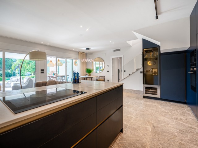 3 Bedrooms Townhouse in Marbella
