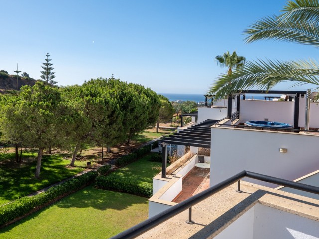 3 Bedrooms Townhouse in Marbella