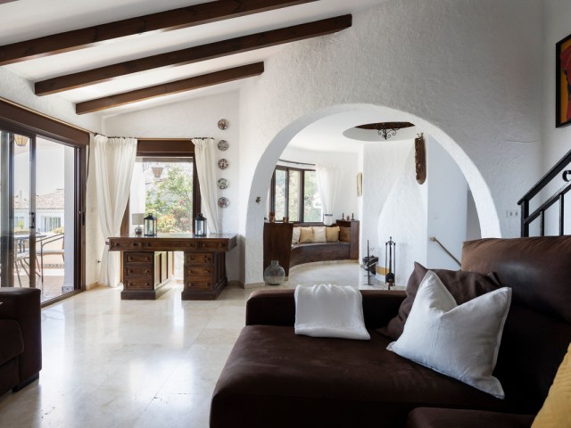 6 Bedrooms Villa in Torremuelle