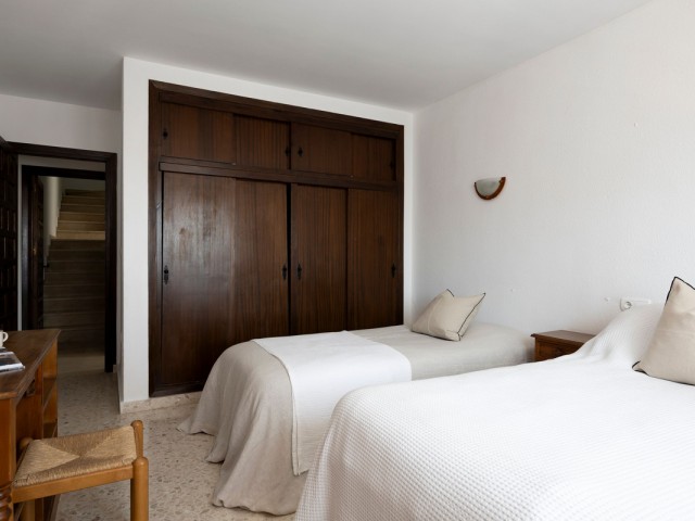 6 Bedrooms Villa in Torremuelle