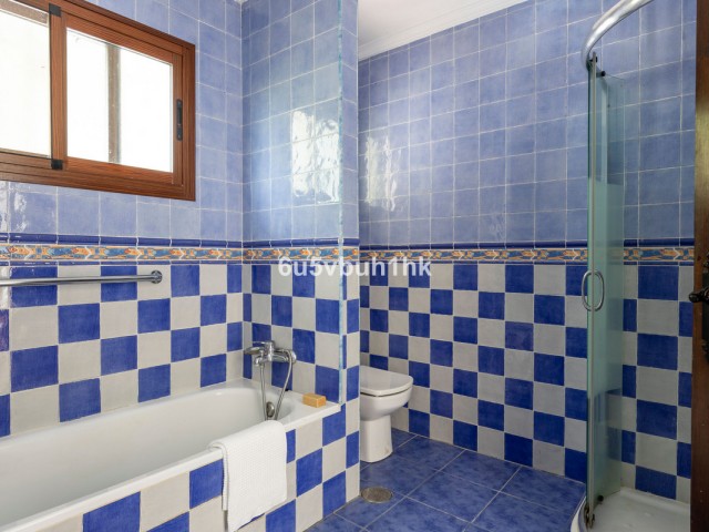 6 Bedrooms Villa in Torremuelle