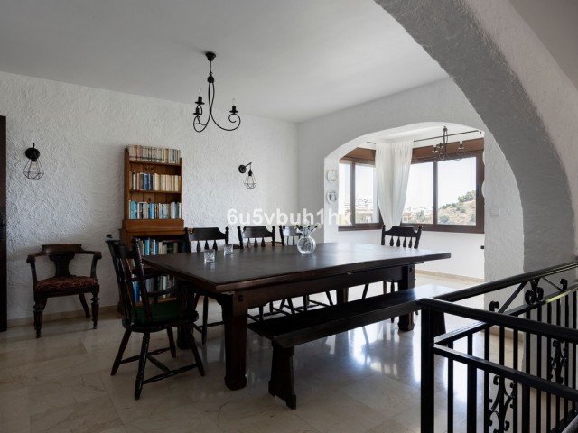 6 Bedrooms Villa in Torremuelle