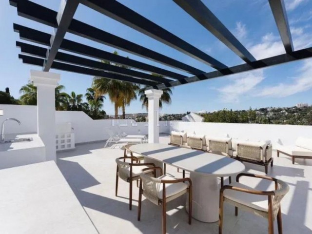 Apartment, Aloha, R5116408