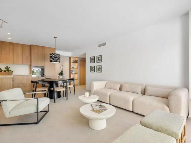 Apartment, Aloha, R5116408