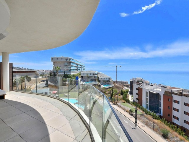 Apartamento con 3 Dormitorios  en Fuengirola