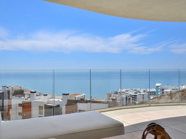Apartamento con 3 Dormitorios  en Fuengirola