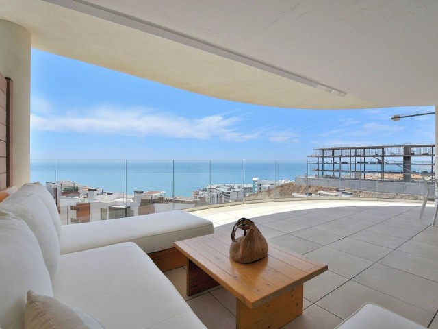 Apartamento con 3 Dormitorios  en Fuengirola
