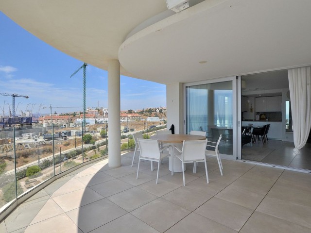 Apartamento con 3 Dormitorios  en Fuengirola
