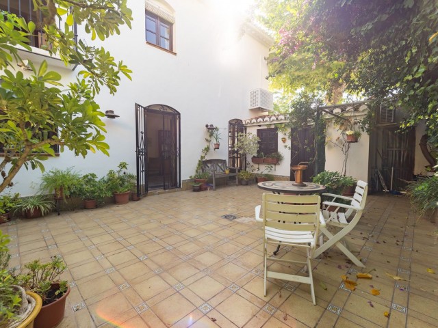 Villa con 4 Dormitorios  en Fuengirola