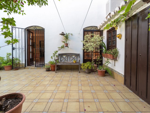 Villa con 4 Dormitorios  en Fuengirola