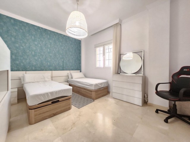 2 Soveroms Leilighet i Nueva Andalucía