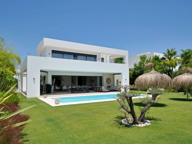 4 Bedrooms Villa in La Cala Golf
