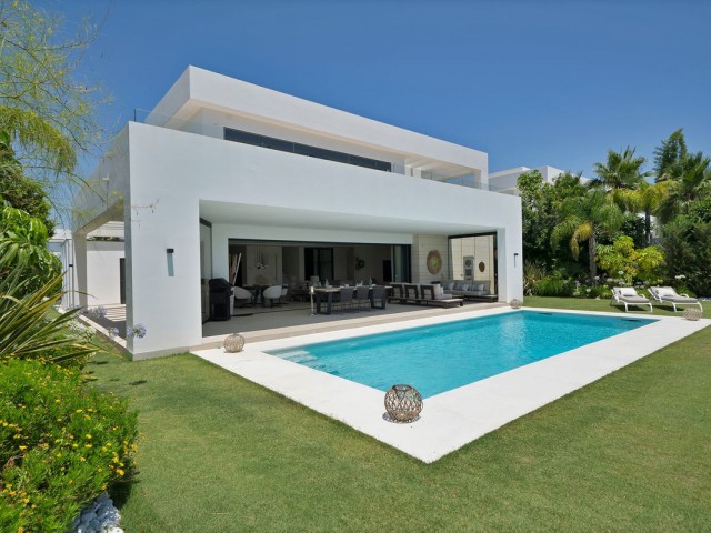 4 Bedrooms Villa in La Cala Golf