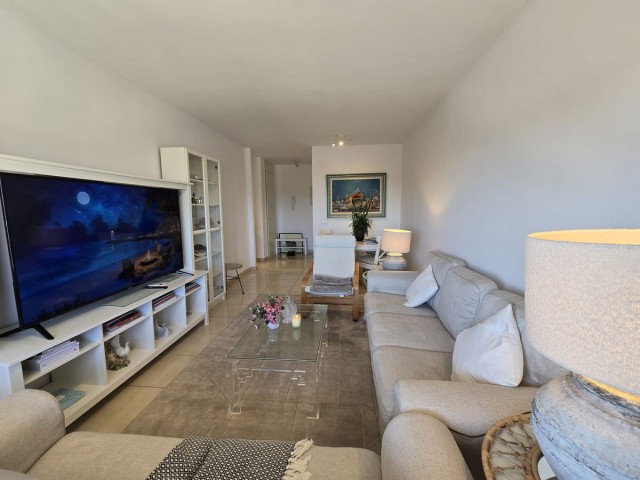 3 Bedrooms Apartment in Nueva Andalucía