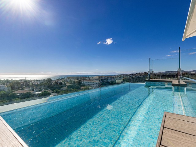5 Bedrooms Apartment in Mijas Costa
