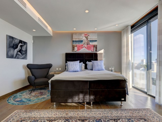 5 Bedrooms Apartment in Mijas Costa