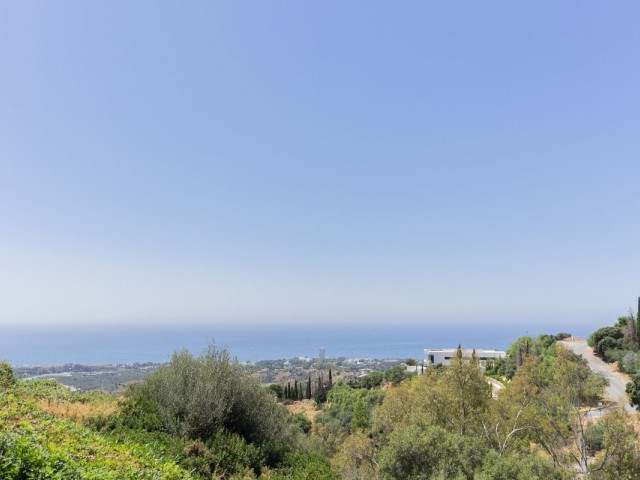 Apartamento con 2 Dormitorios  en Marbella
