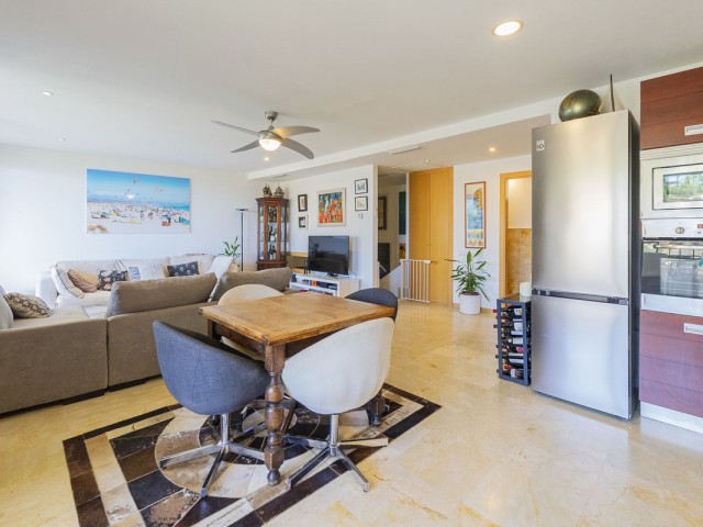 Apartamento con 2 Dormitorios  en Marbella