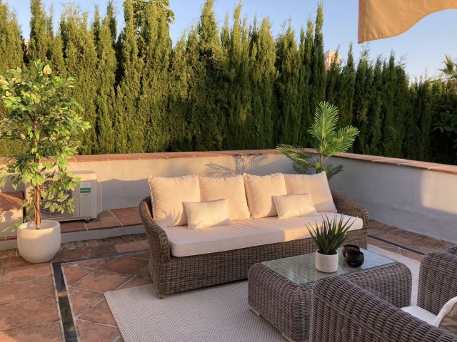 4 Schlafzimmer Villa in Nueva Andalucía