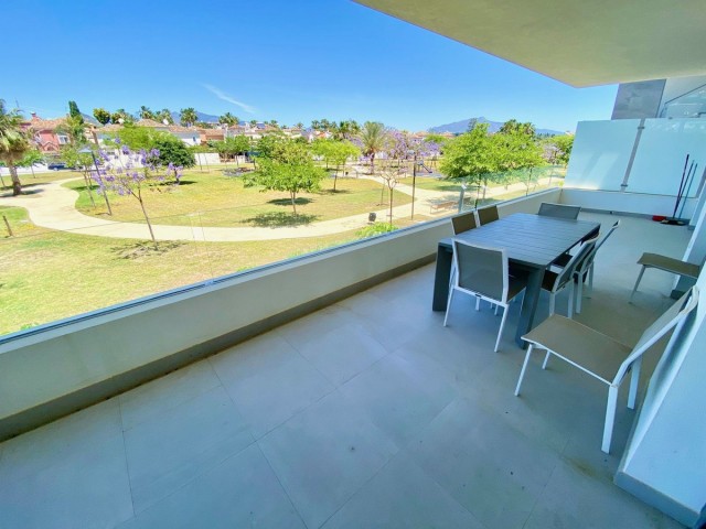 Appartement avec 3 Chambres  à Estepona