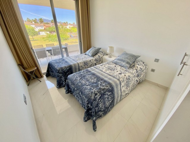 Appartement avec 3 Chambres  à Estepona
