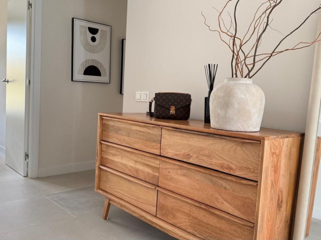 Appartement avec 3 Chambres  à Estepona