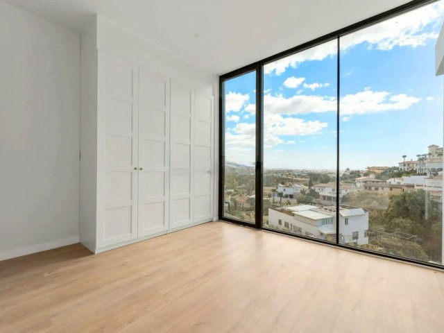 3 Bedrooms Villa in Cerros del Aguila