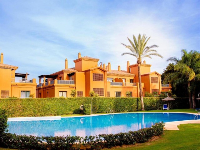 Appartement avec 2 Chambres  à Estepona