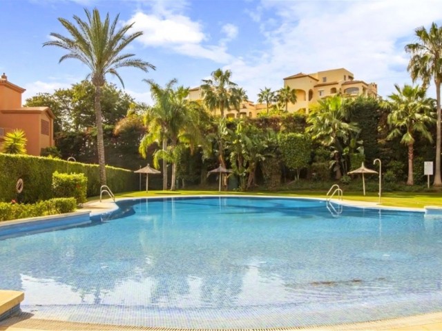 Appartement avec 2 Chambres  à Estepona
