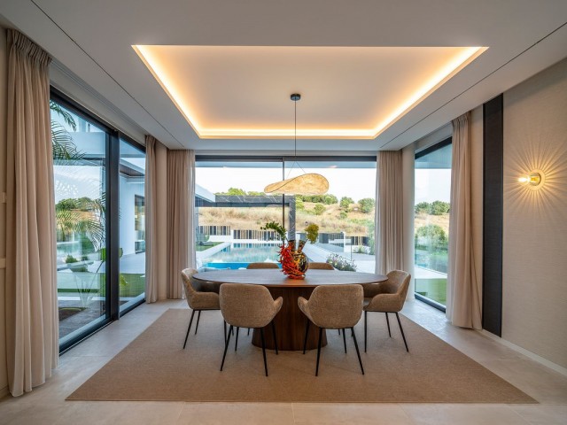 6 Schlafzimmer Villa in El Paraiso