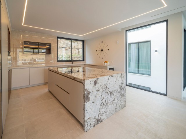 6 Schlafzimmer Villa in El Paraiso