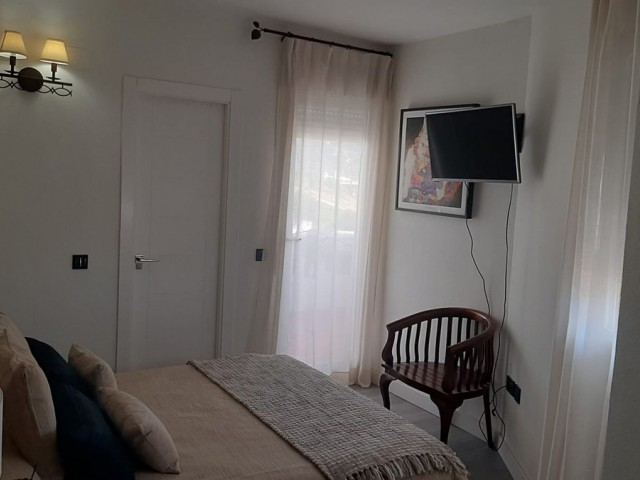 Appartement avec 3 Chambres  à Estepona
