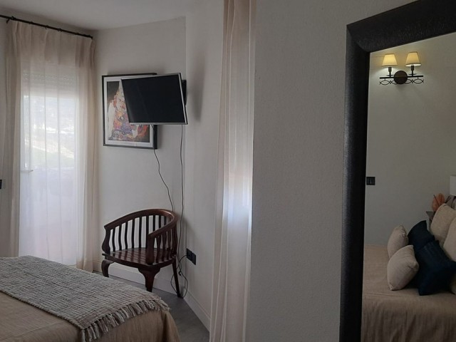 Appartement avec 3 Chambres  à Estepona