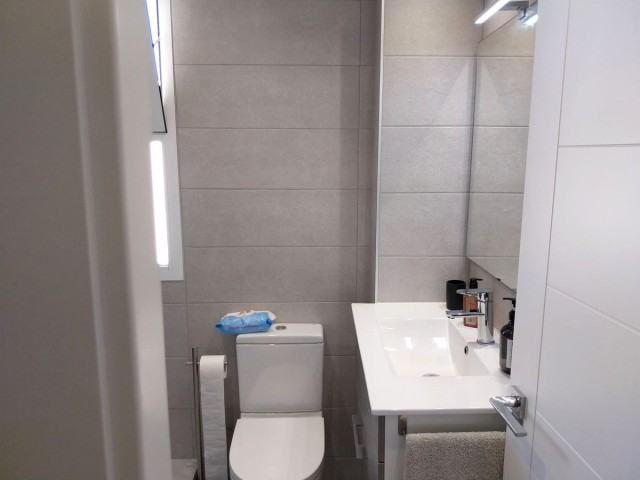 Appartement avec 3 Chambres  à Estepona