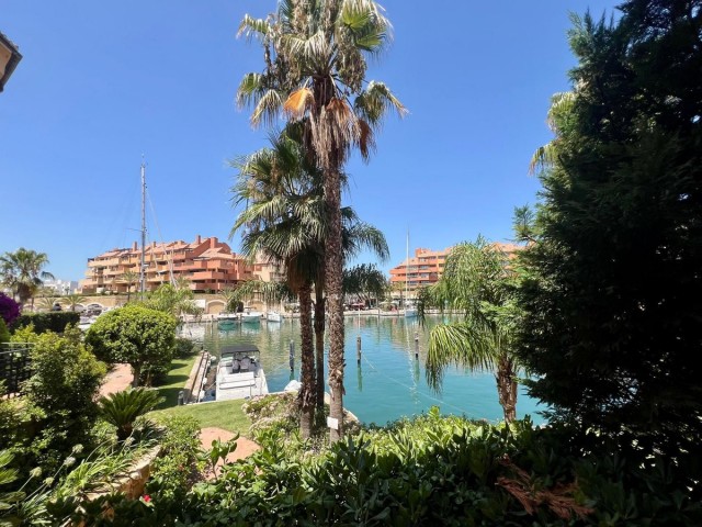 Apartment, Sotogrande Marina, R5118214