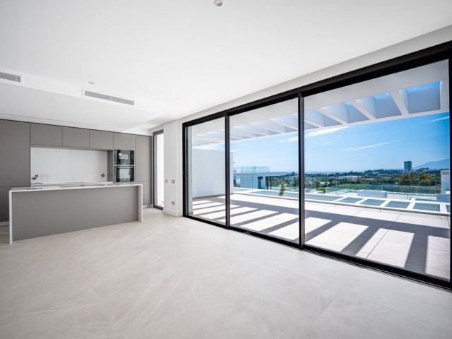 Apartamento con 2 Dormitorios  en Marbella