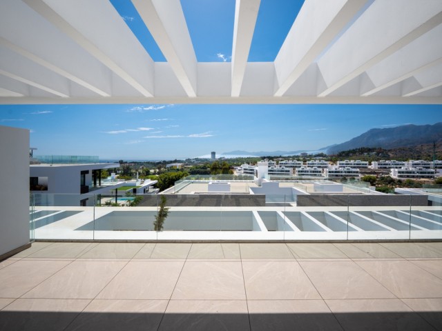 Apartamento con 2 Dormitorios  en Marbella