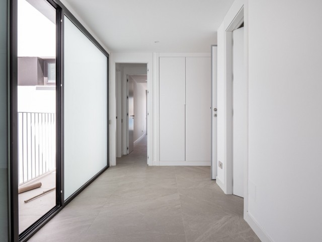 Apartamento con 2 Dormitorios  en Marbella