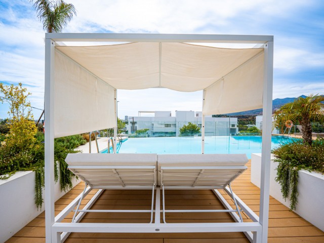 Apartamento con 2 Dormitorios  en Marbella