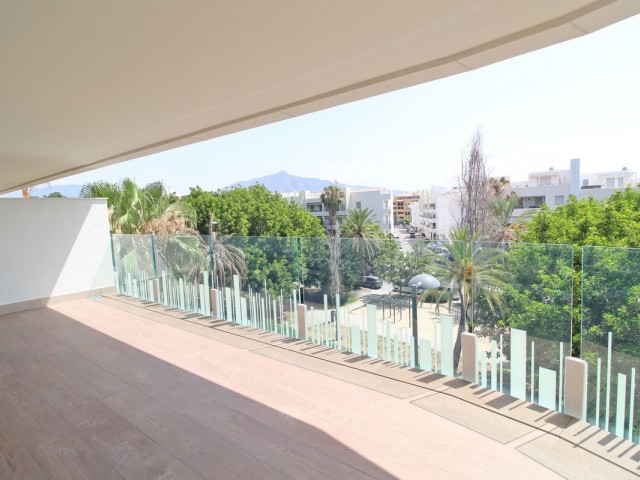 3 Makuuhuoneen Huoneisto San Pedro de Alcántara