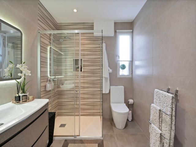 3 Soveroms Villa i Estepona