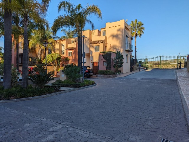 3 Schlafzimmer Reihenhaus in Nueva Andalucía