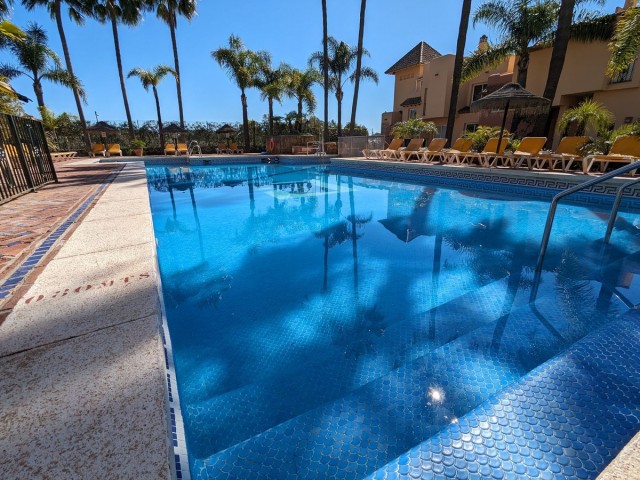 3 Schlafzimmer Reihenhaus in Nueva Andalucía