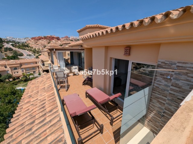 Penthouse in Calahonda