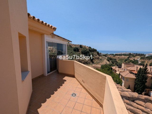 Penthouse in Calahonda