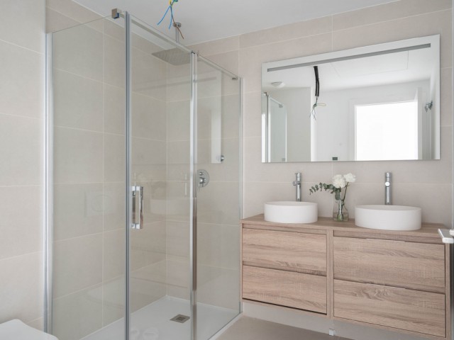 Apartamento con 2 Dormitorios  en Fuengirola
