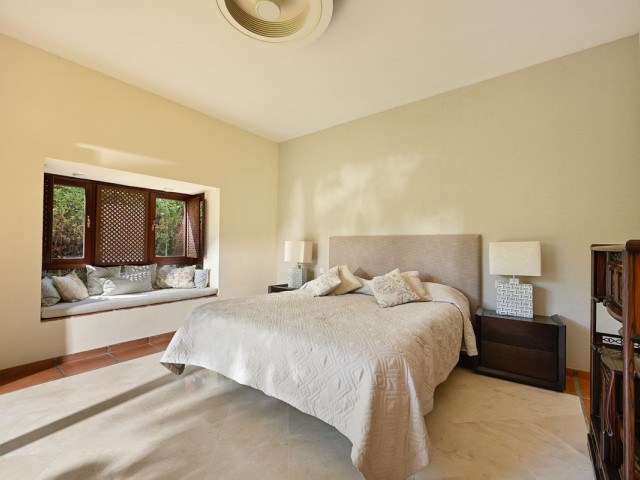 4 Bedrooms Villa in Atalaya