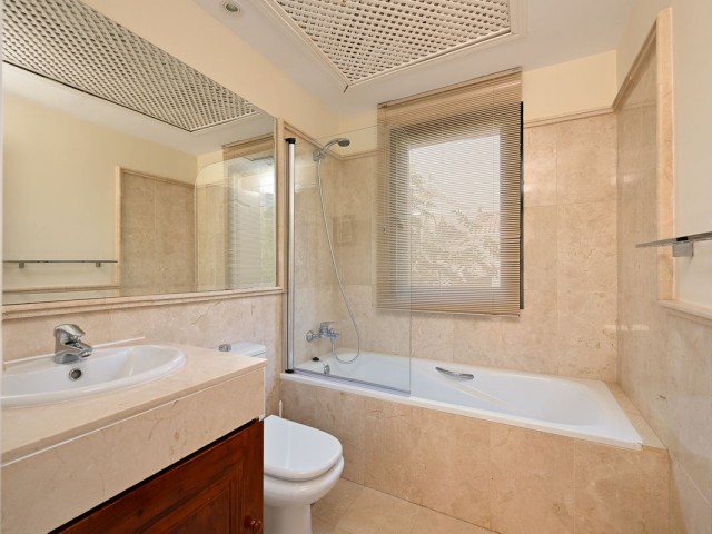 4 Bedrooms Villa in Atalaya