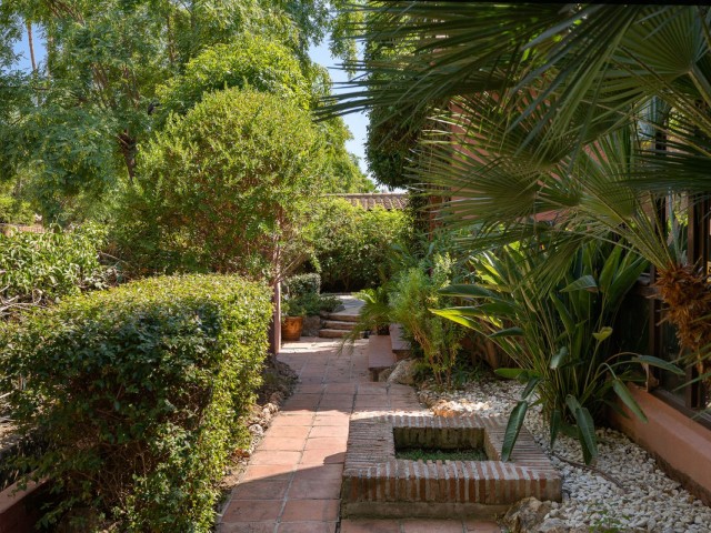 4 Bedrooms Villa in Atalaya