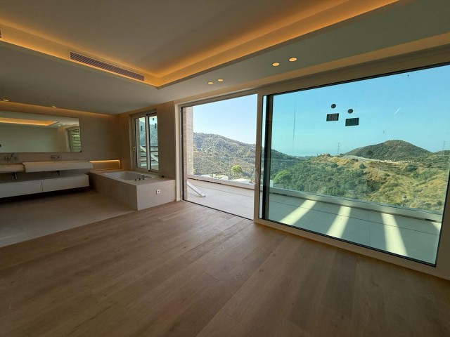 6 Soveroms Villa i Marbella